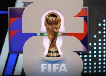 FIFA comete erro, libera ingressos grátis para a Copa e depois exige pagamento a torcedores